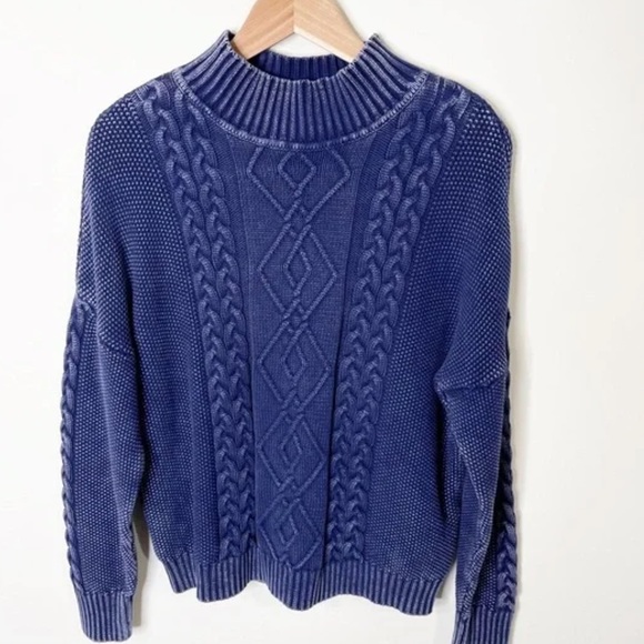 NWT House of Harlow 1960 Navy Cableknit Mockneck Sweater - Picture 1 of 5